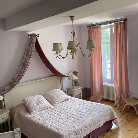 Chateau Y Fault Bed & Breakfast