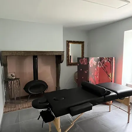 Chateau Y Fault Panzió