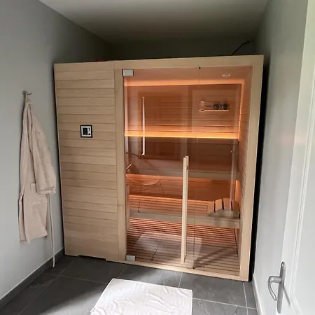 Chateau Y Fault Bed & Breakfast 3*