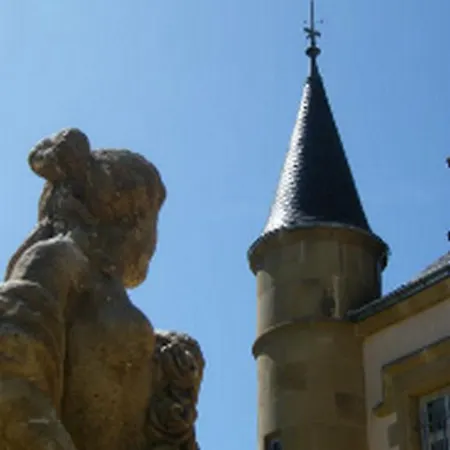 Chateau Y Fault Bed & Breakfast