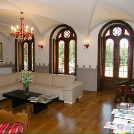 Chateau Y Fault * Loriges